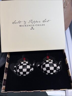 MacKenzie-Childs courtly check, Teapot Salt and Pepper Set